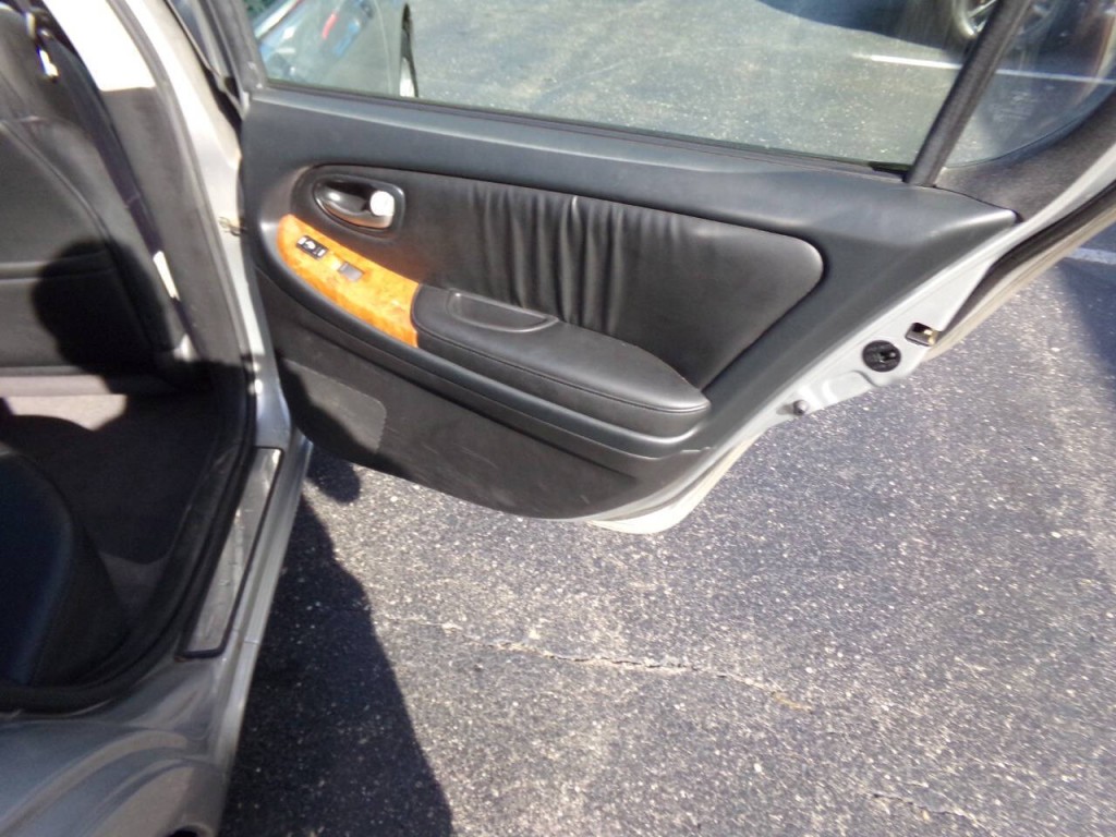 2003 INFINITI I35 Image 25