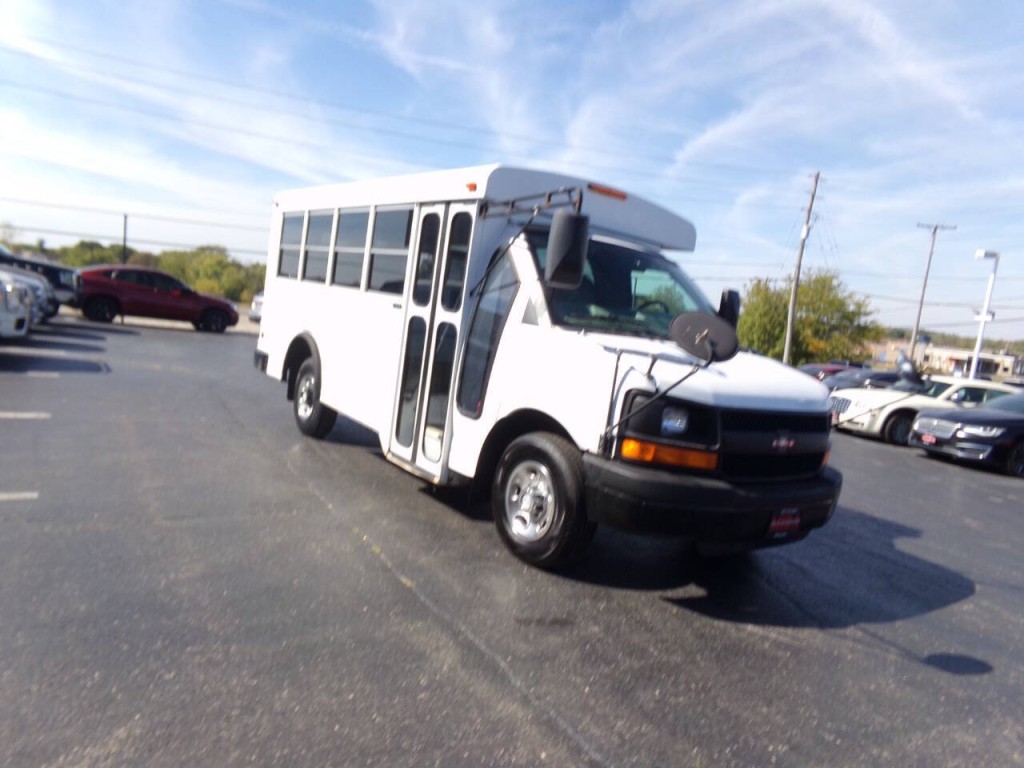 2006 Chevrolet Express Image 5