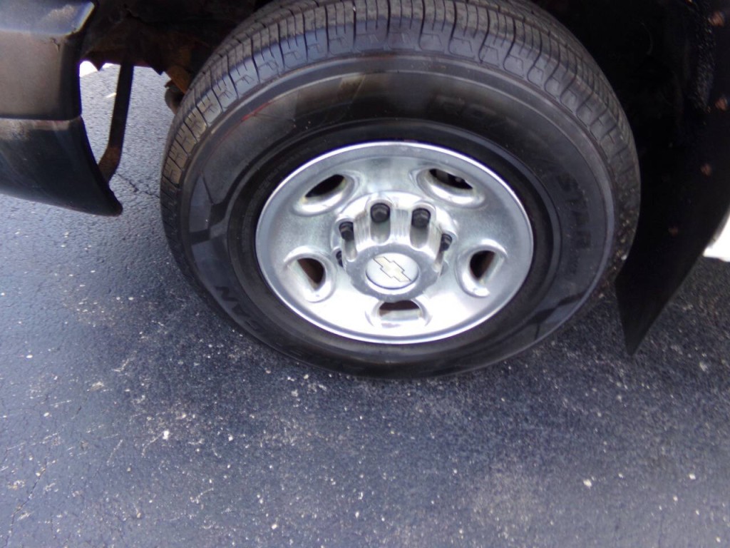 2006 Chevrolet Express Image 36