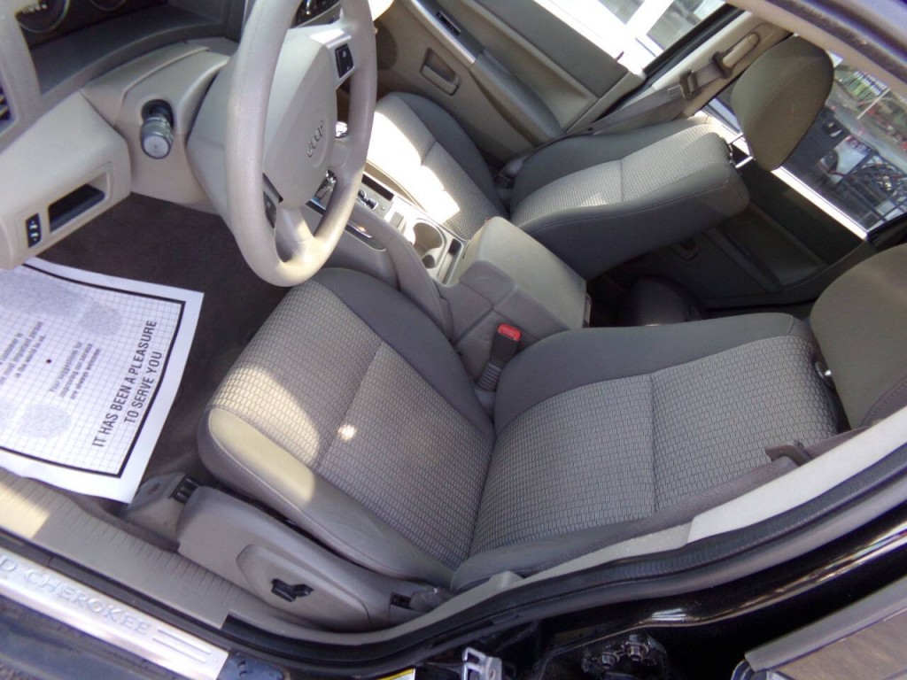 2008 Jeep Grand Cherokee Image 12