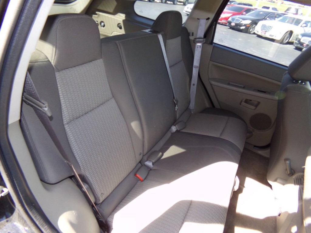 2008 Jeep Grand Cherokee Image 24
