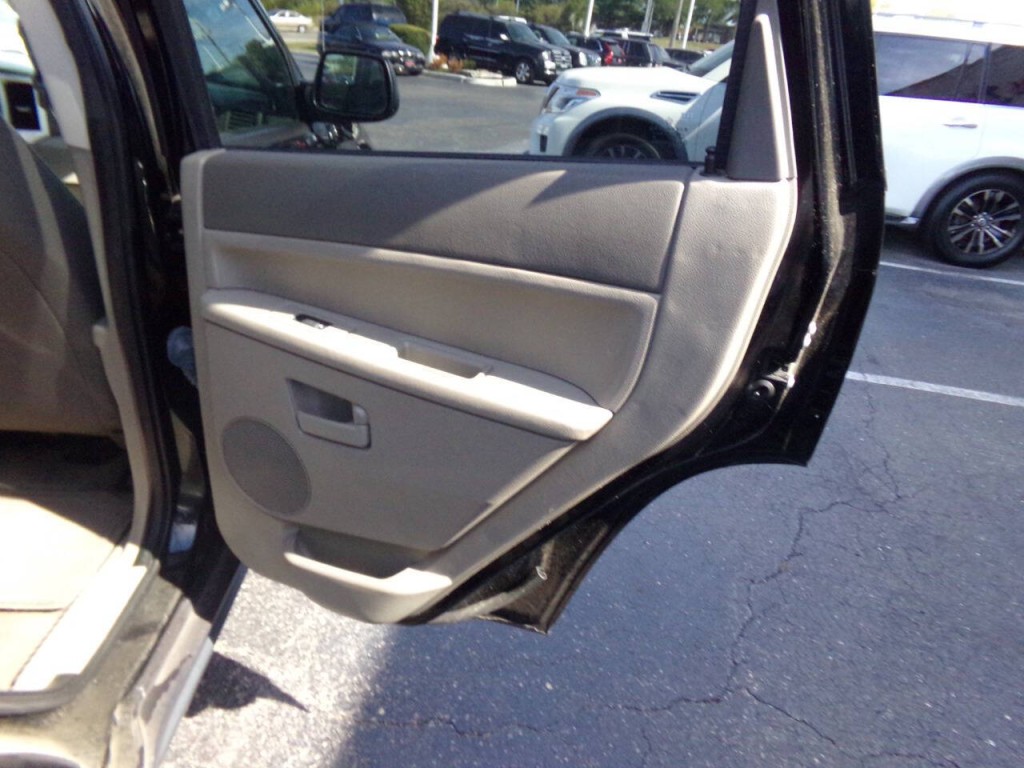 2008 Jeep Grand Cherokee Image 27