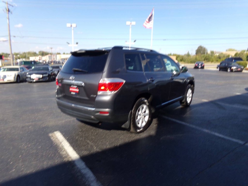2012 Toyota Highlander Image 6