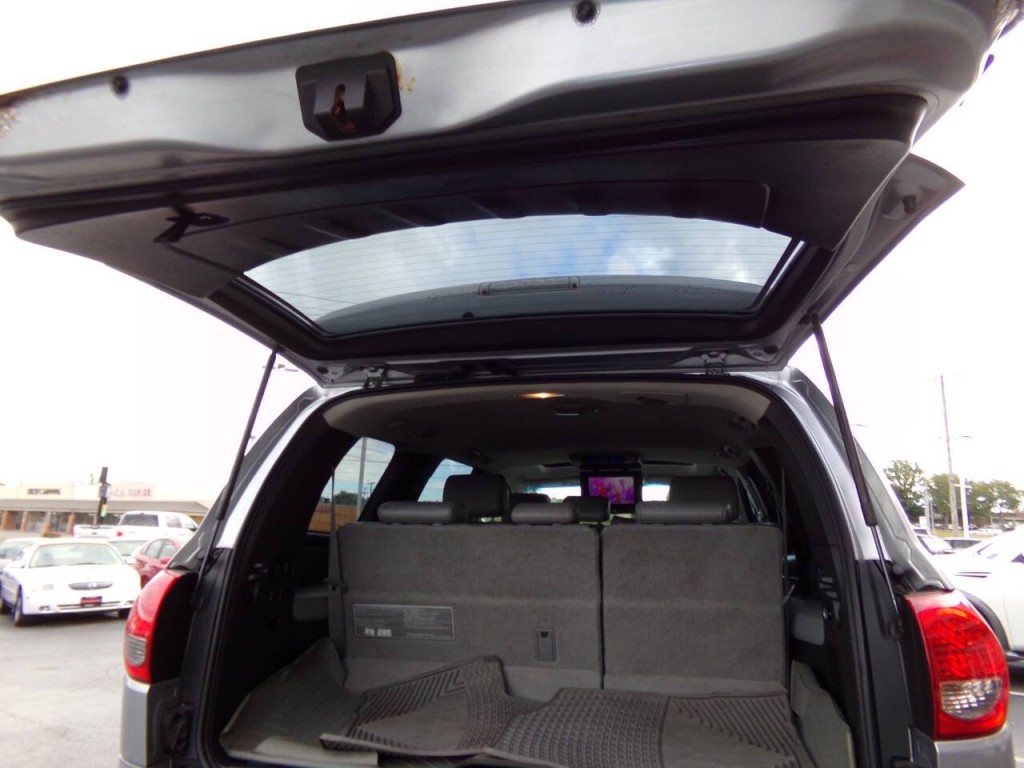 2011 Toyota Sequoia Image 27
