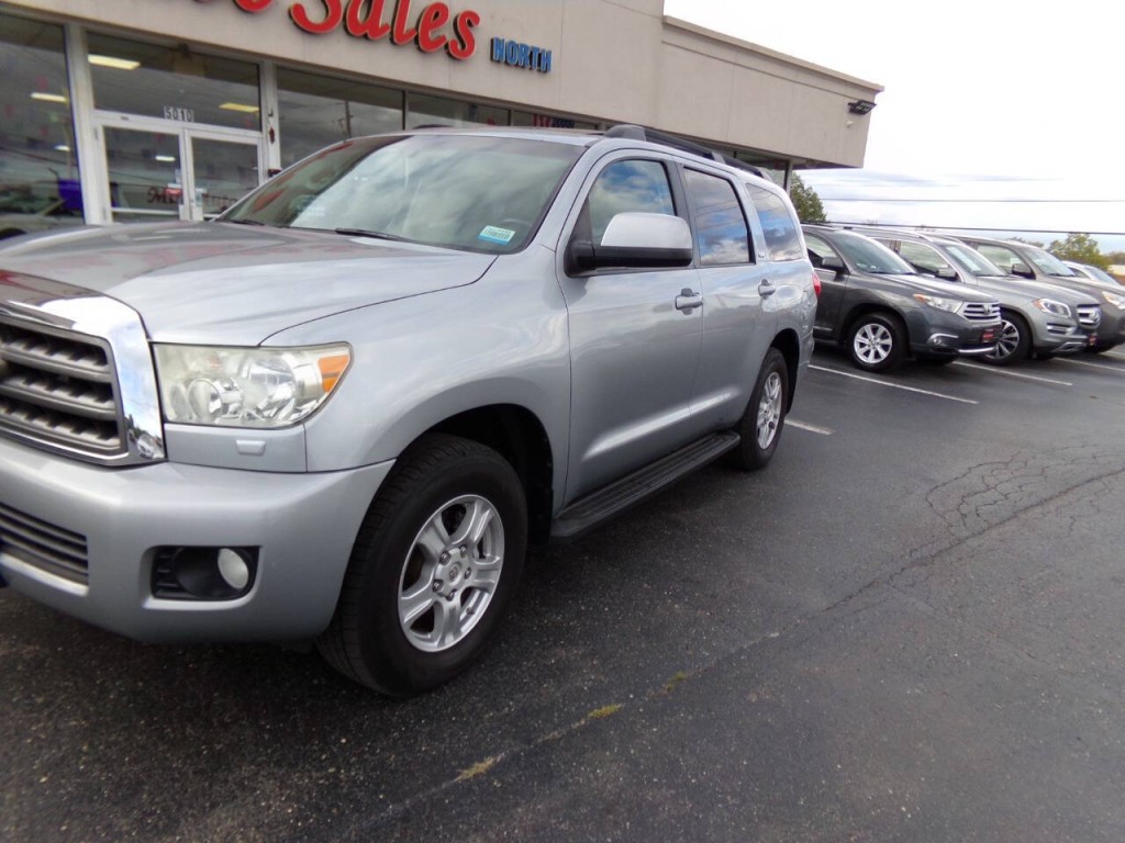 2011 Toyota Sequoia Image 44