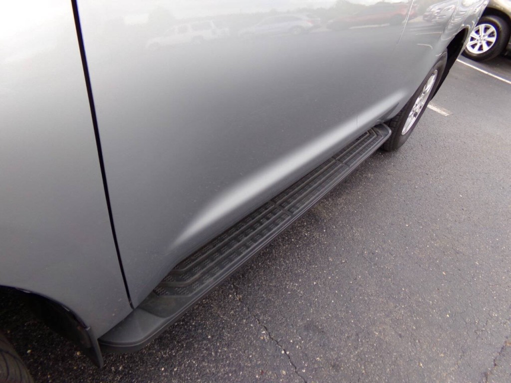 2011 Toyota Sequoia Image 46