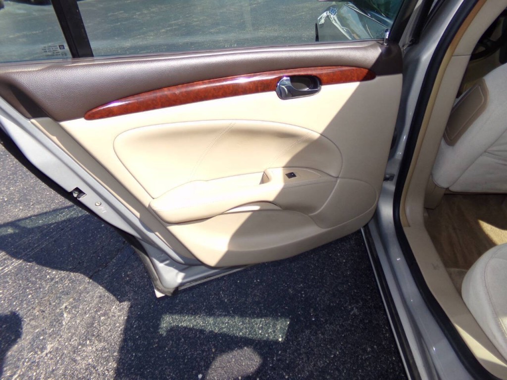 2008 Buick Lucerne Image 19