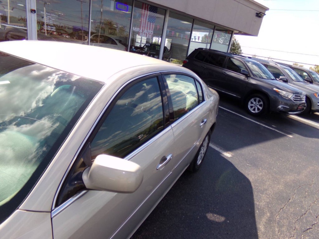 2008 Buick Lucerne Image 32
