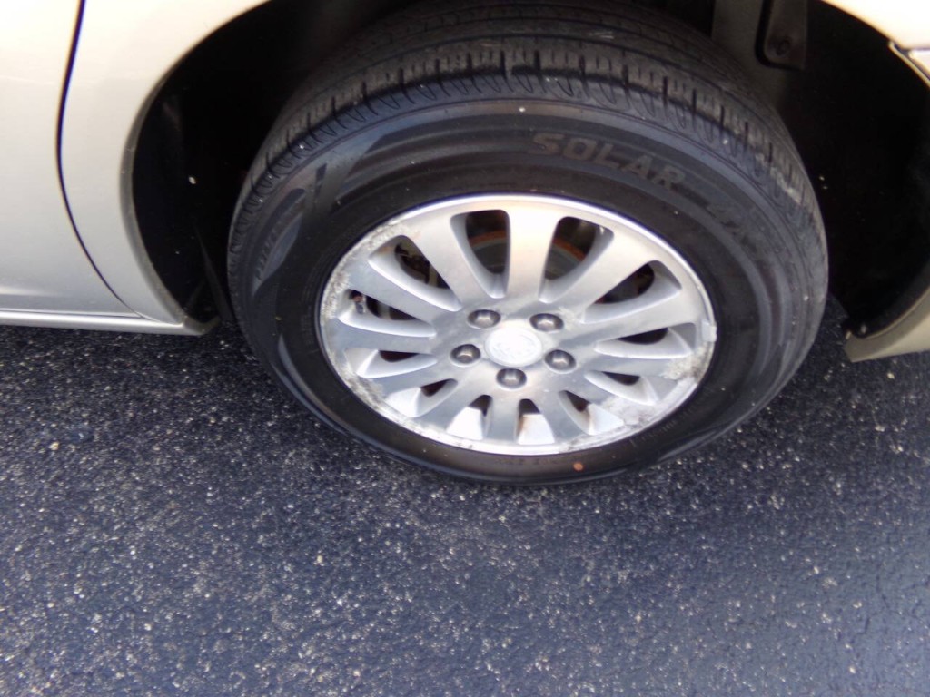 2008 Buick Lucerne Image 33