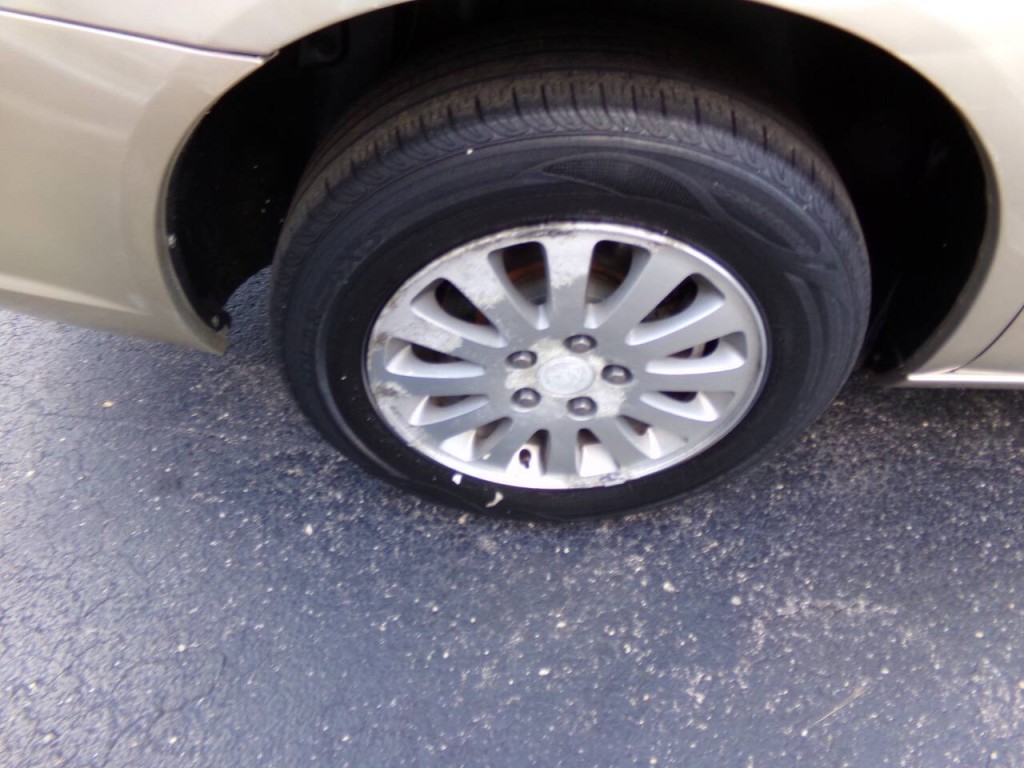 2008 Buick Lucerne Image 37