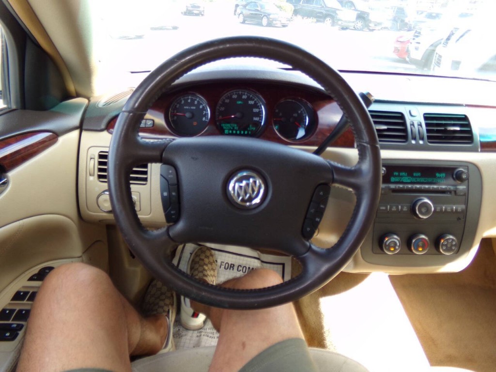 2008 Buick Lucerne Image 46