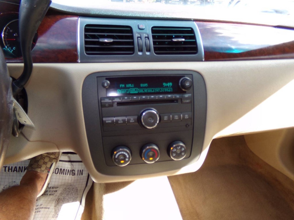 2008 Buick Lucerne Image 50