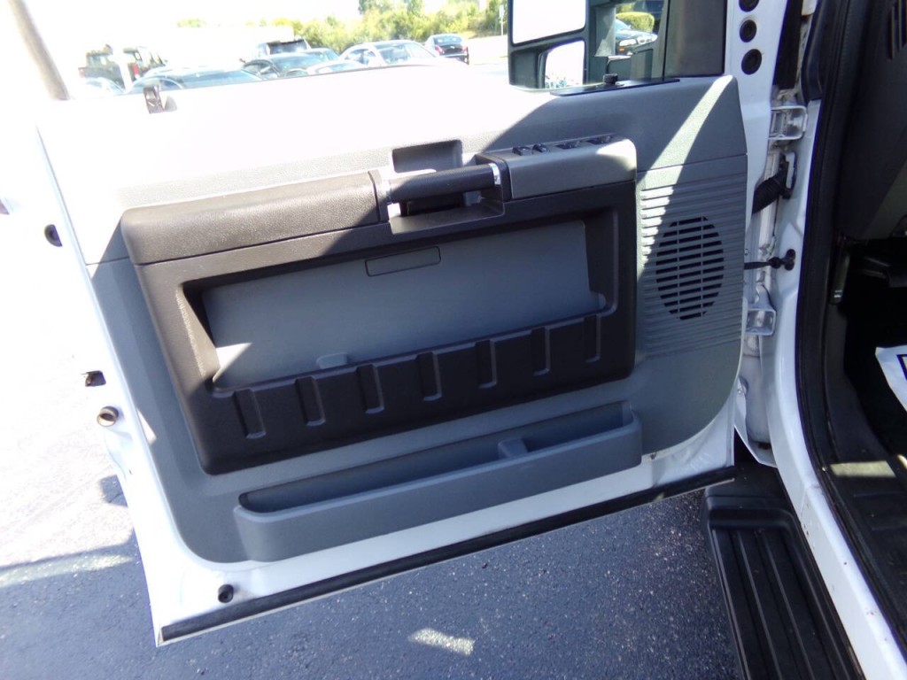 2012 Ford F-250 Image 13