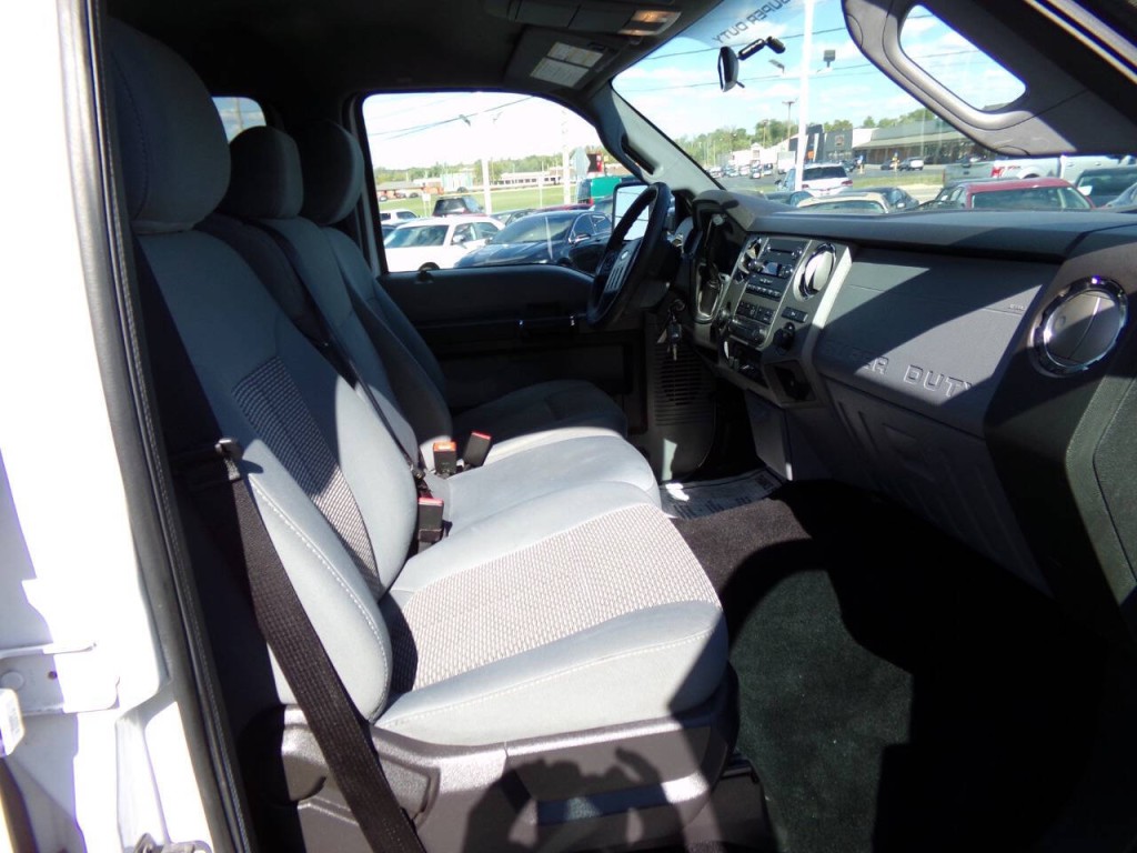 2012 Ford F-250 Image 24