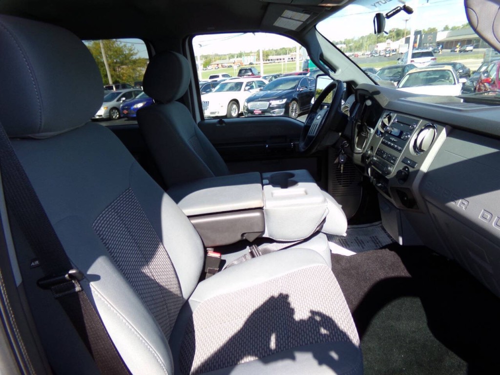 2012 Ford F-250 Image 26