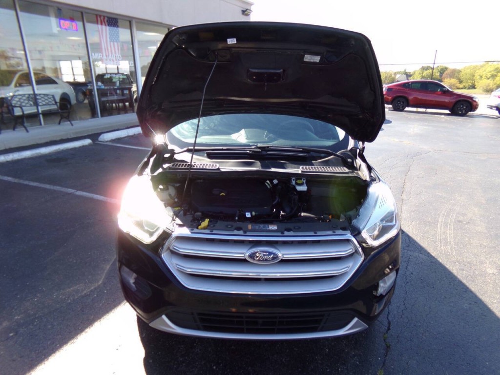 2018 Ford Escape Image 32