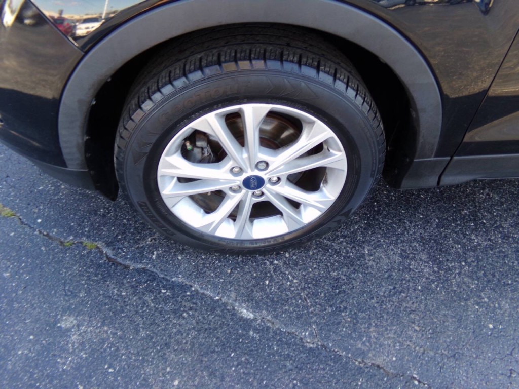 2018 Ford Escape Image 34