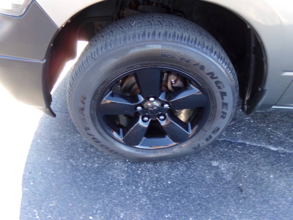 2013 RAM 1500 Image 29