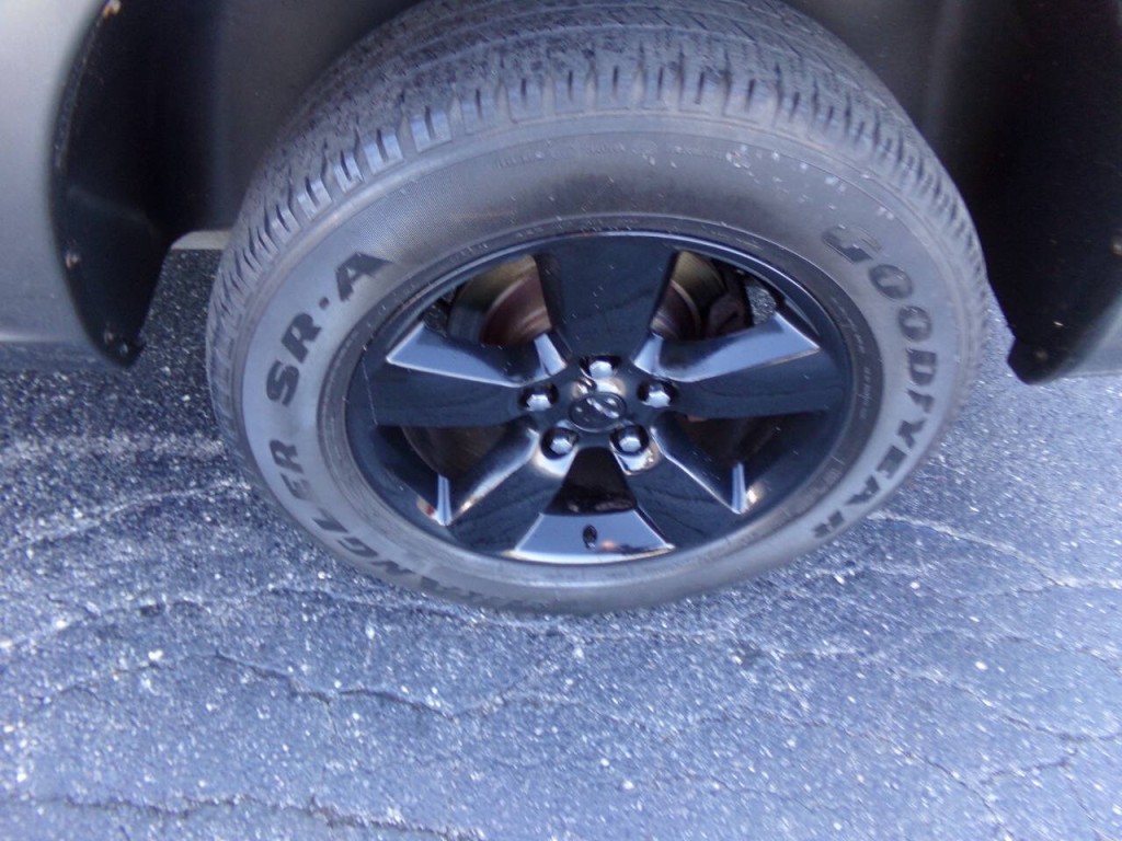 2013 RAM 1500 Image 32