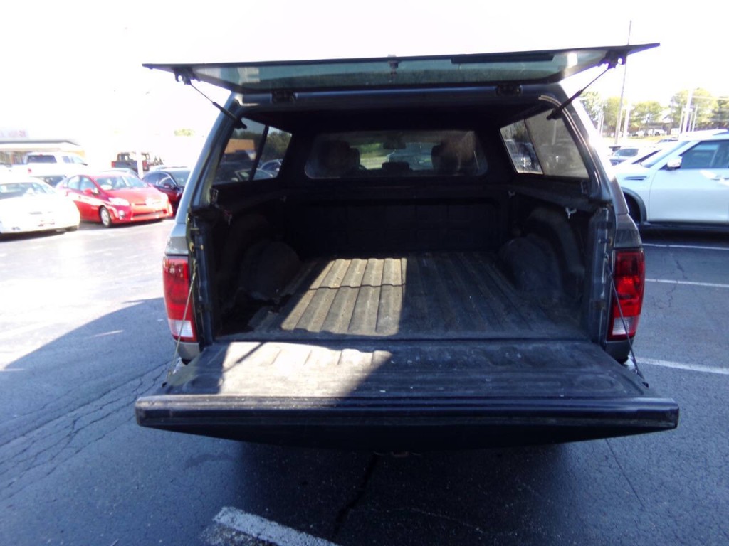 2013 RAM 1500 Image 36