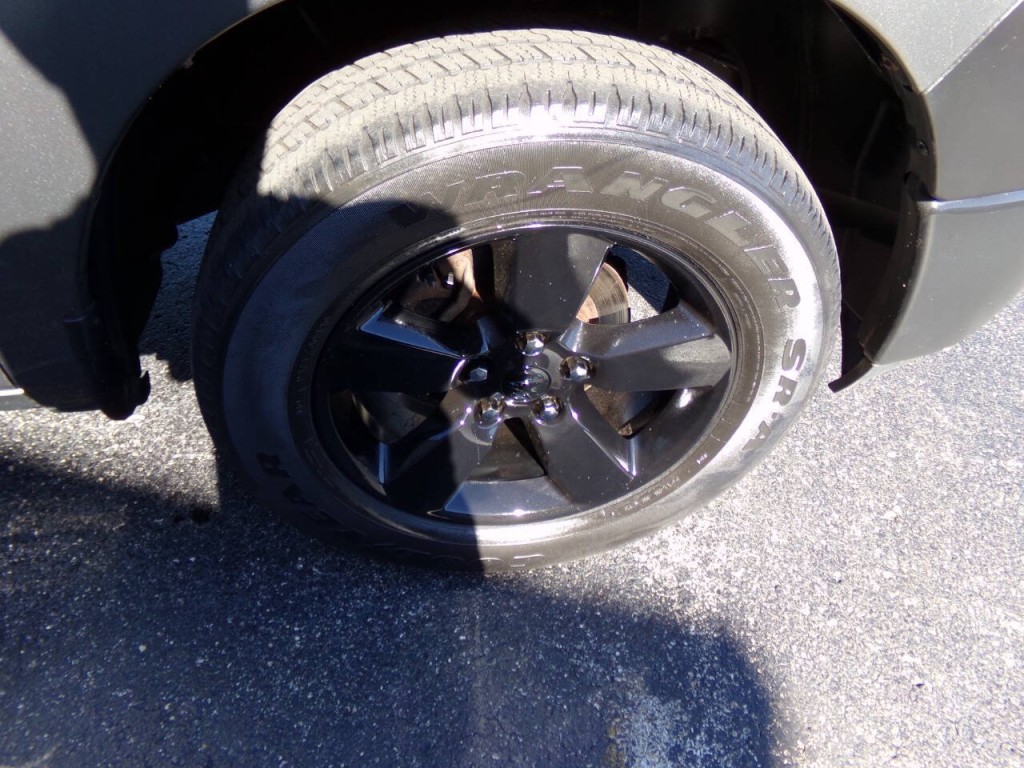 2013 RAM 1500 Image 41