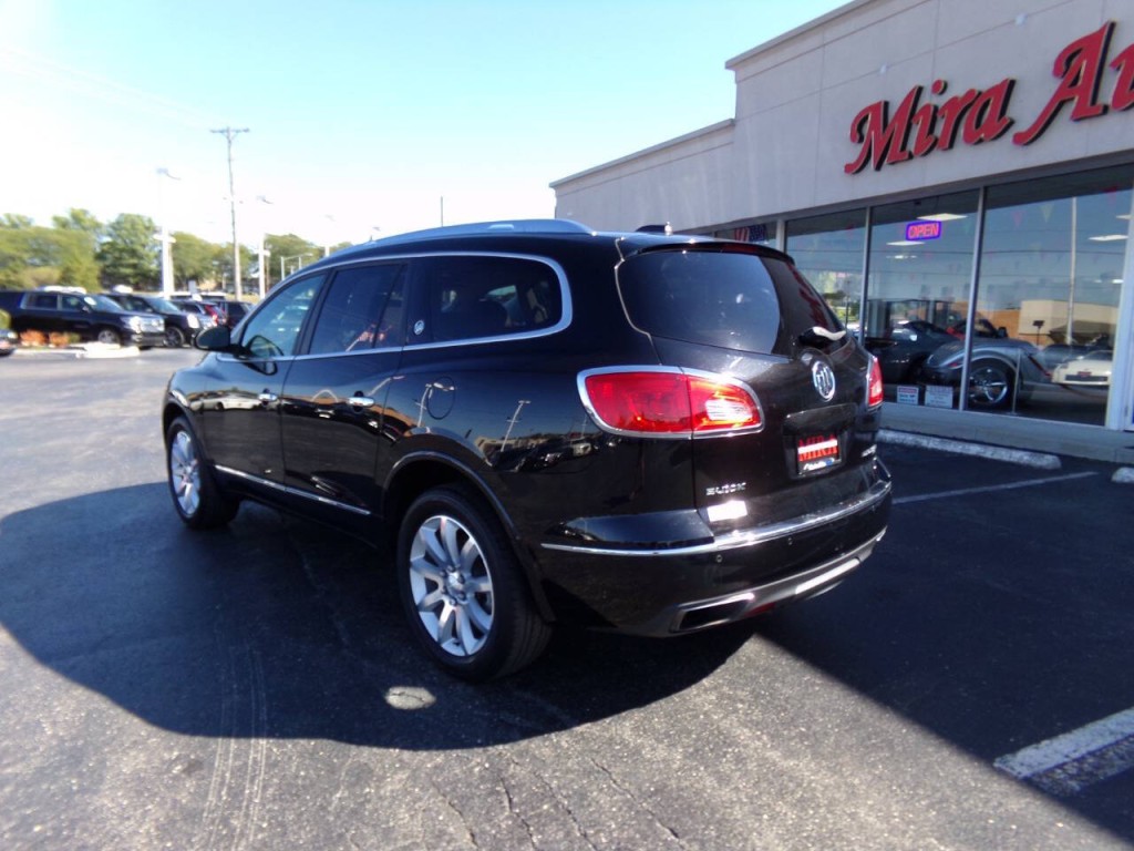 2017 Buick Enclave Image 8