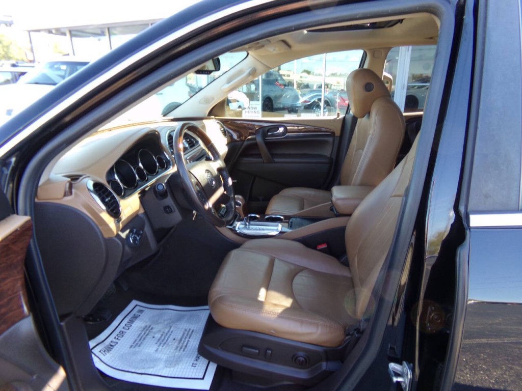 2017 Buick Enclave Image 10