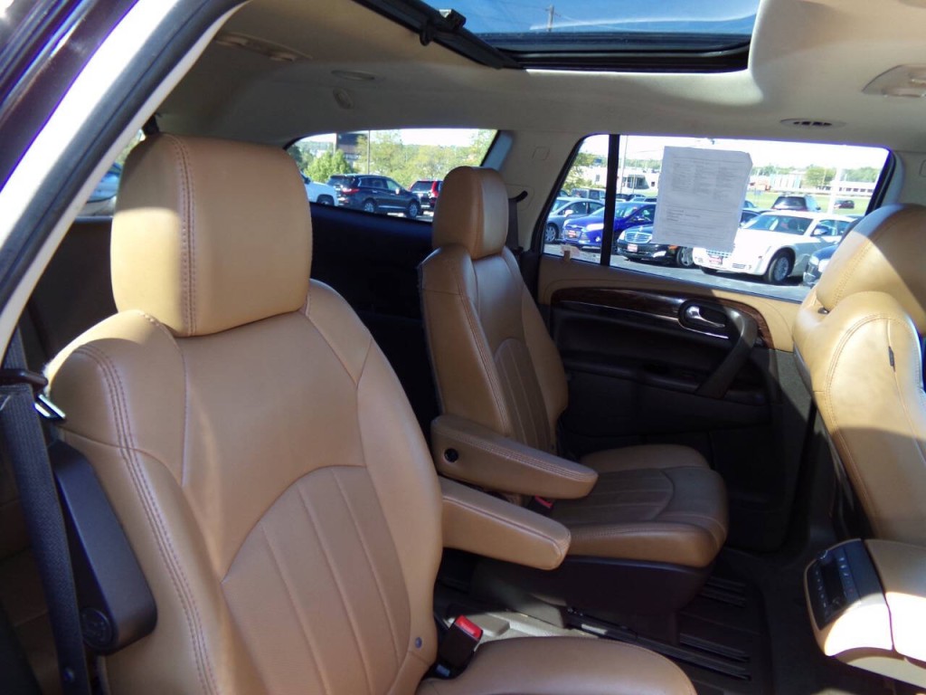 2017 Buick Enclave Image 29