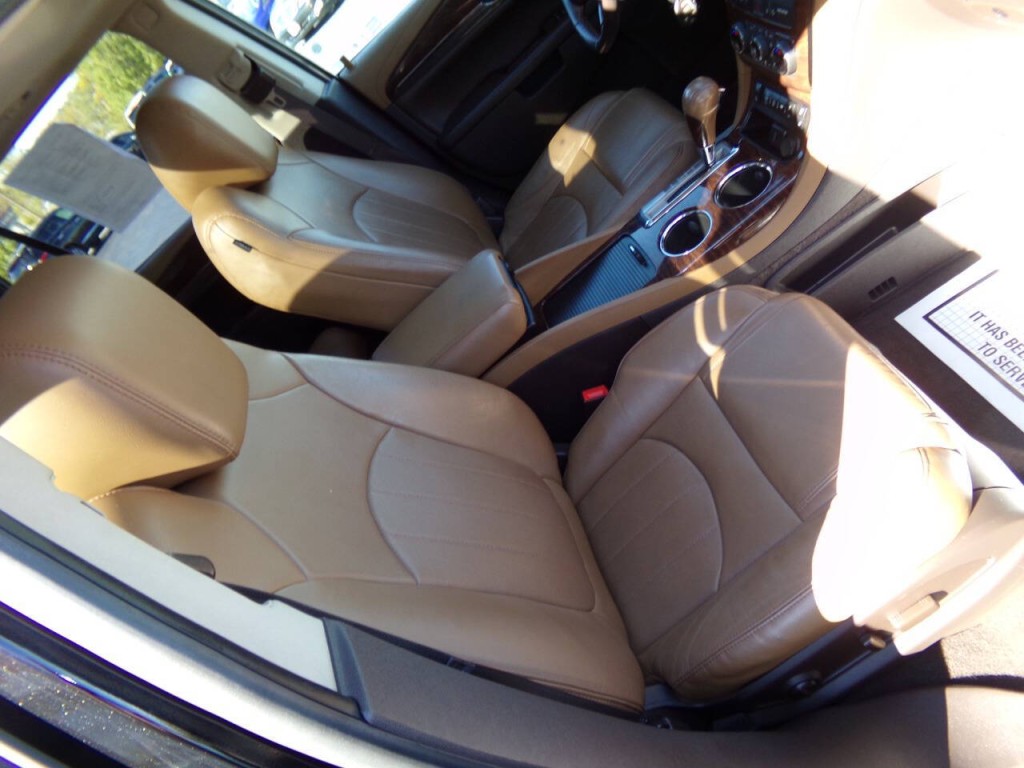 2017 Buick Enclave Image 34