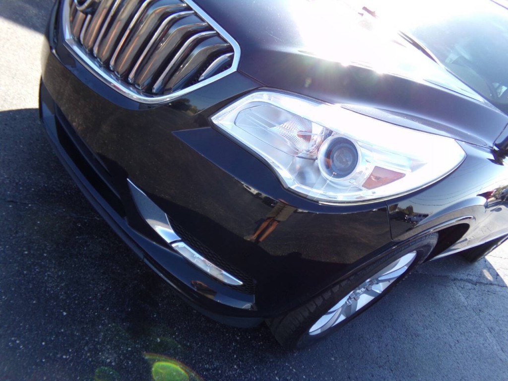 2017 Buick Enclave Image 40