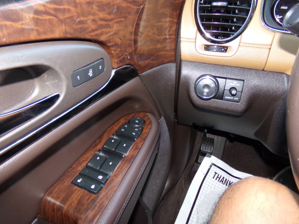 2017 Buick Enclave Image 63