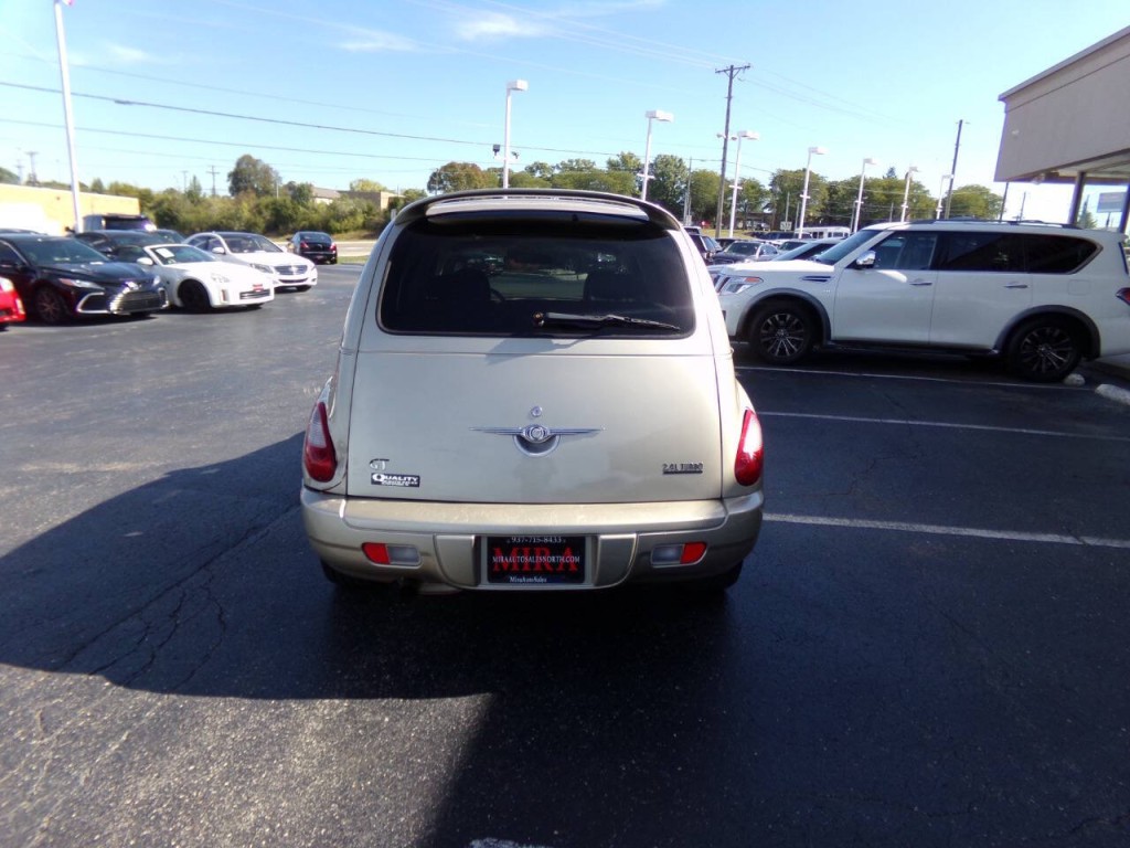 2006 Chrysler PT Cruiser Image 7