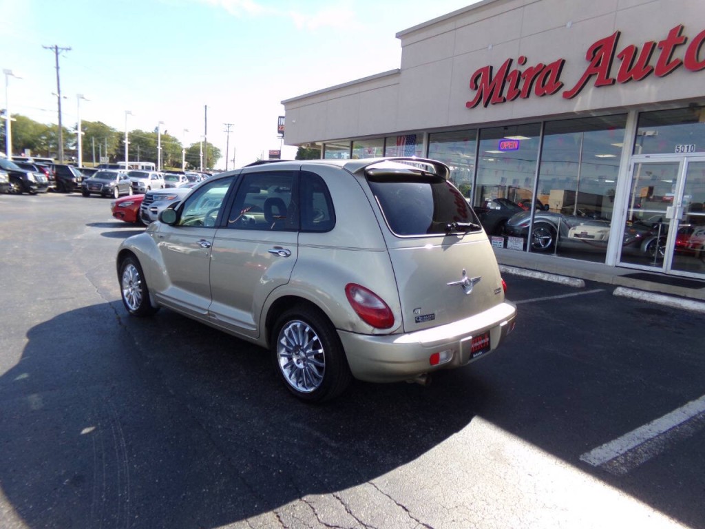 2006 Chrysler PT Cruiser Image 8