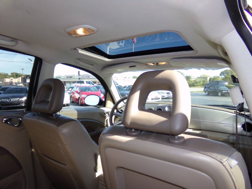 2006 Chrysler PT Cruiser Image 25