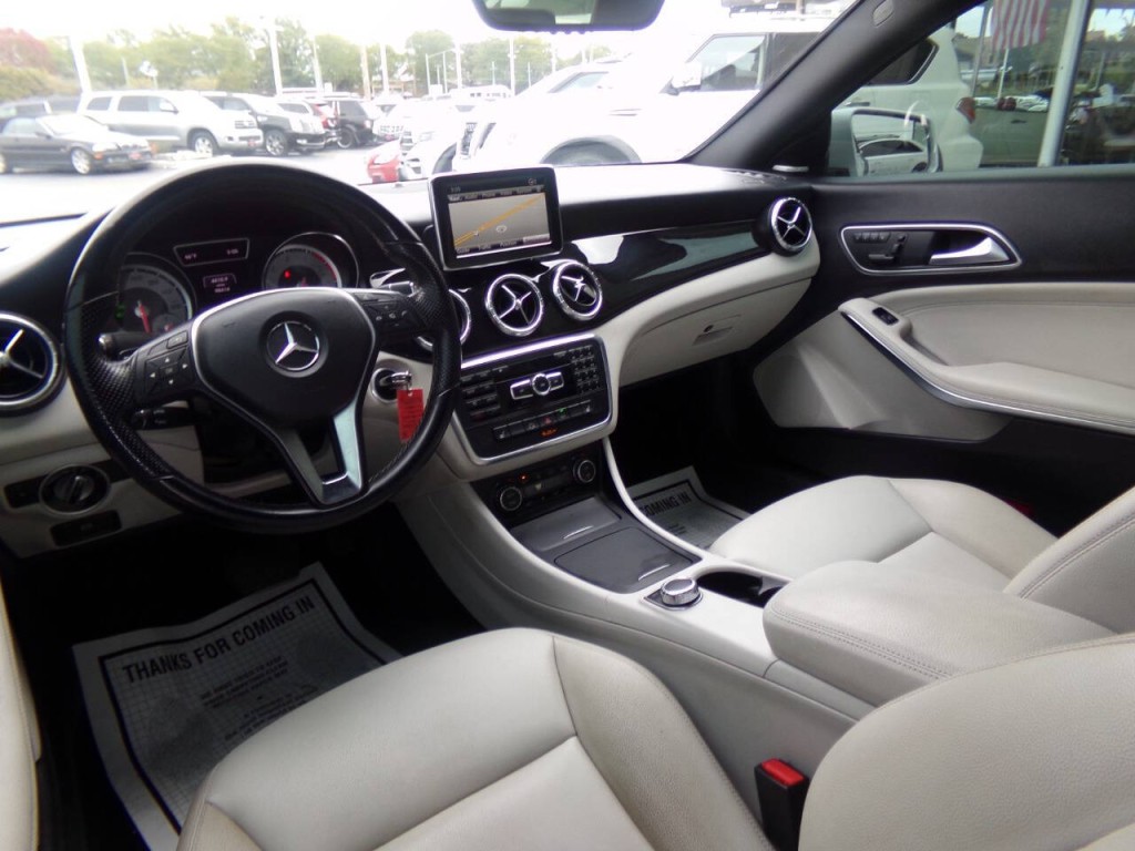 2014 Mercedes-Benz CLA-Class Image 16