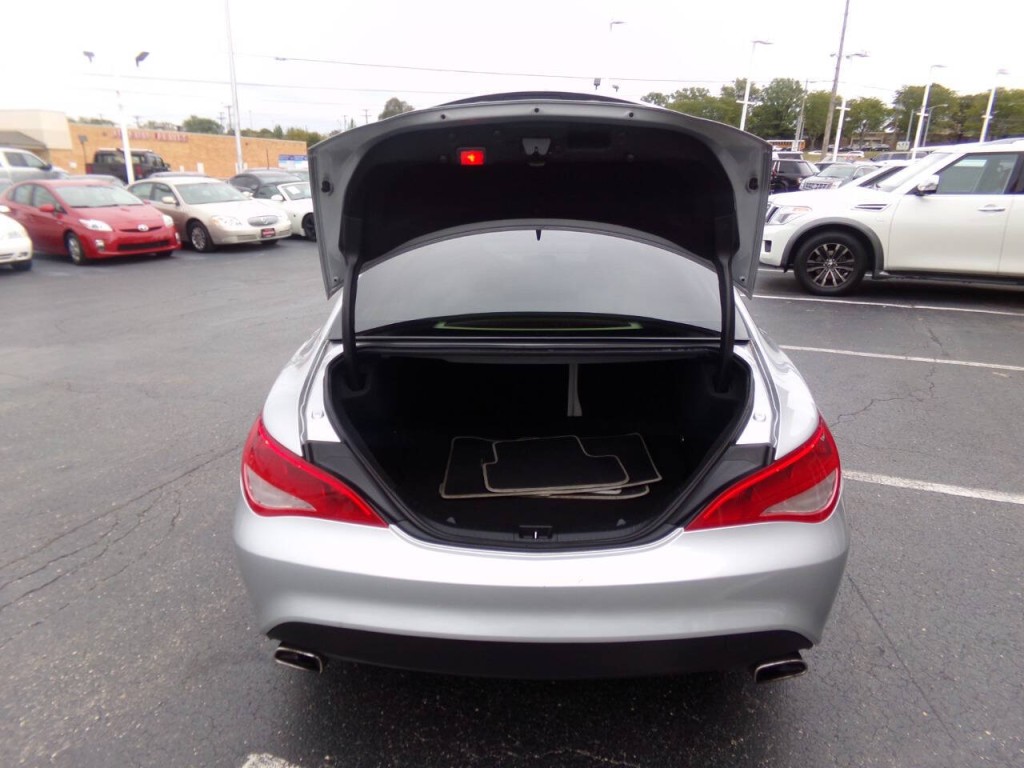 2014 Mercedes-Benz CLA-Class Image 19