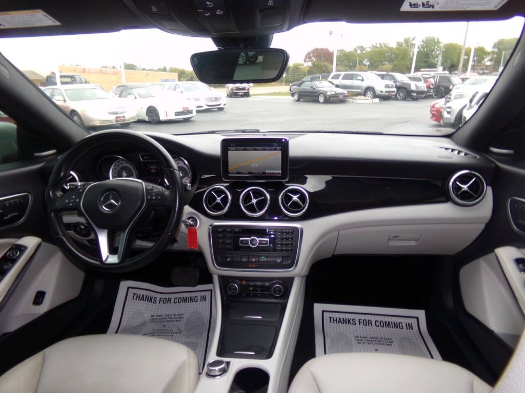 2014 Mercedes-Benz CLA-Class Image 22