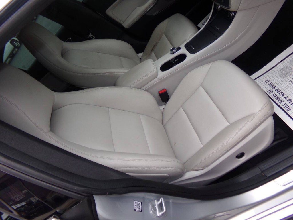 2014 Mercedes-Benz CLA-Class Image 25