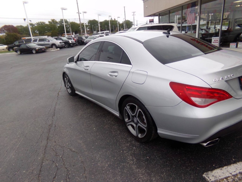 2014 Mercedes-Benz CLA-Class Image 35