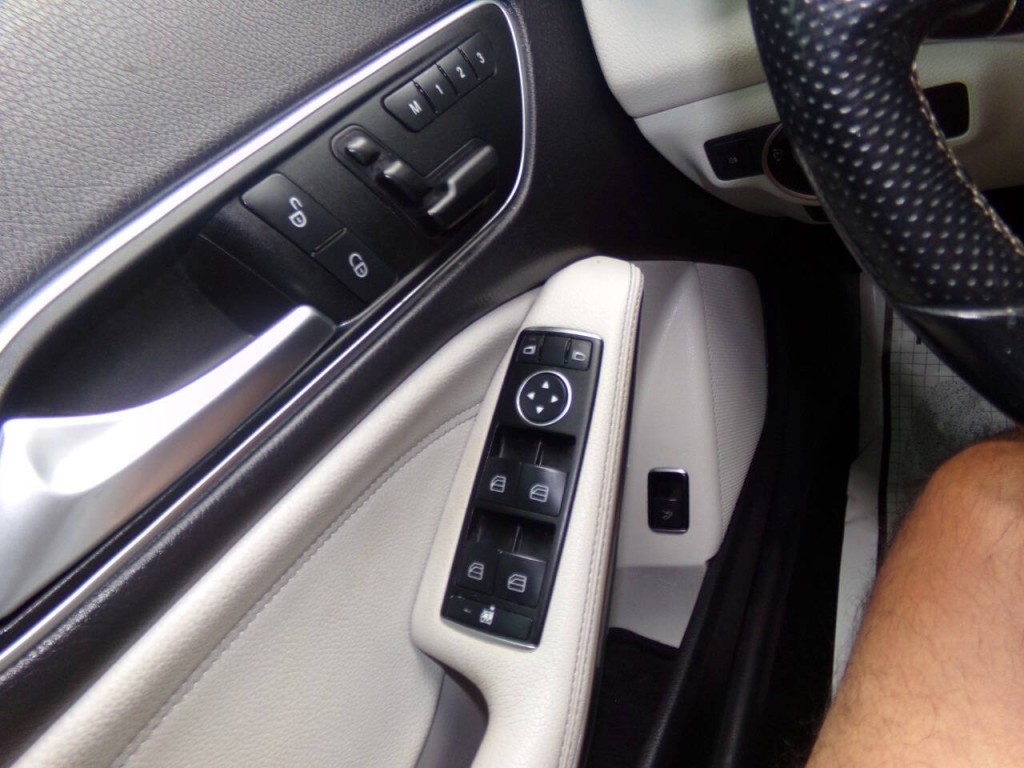 2014 Mercedes-Benz CLA-Class Image 49