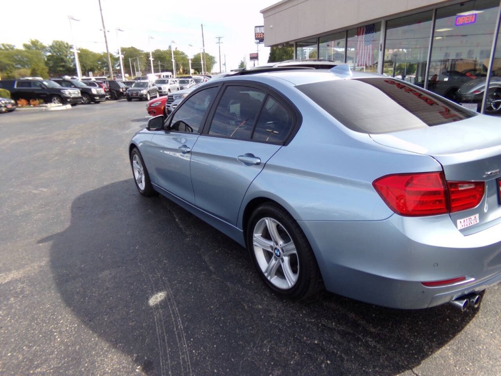 2013 BMW 3 Series Image 37
