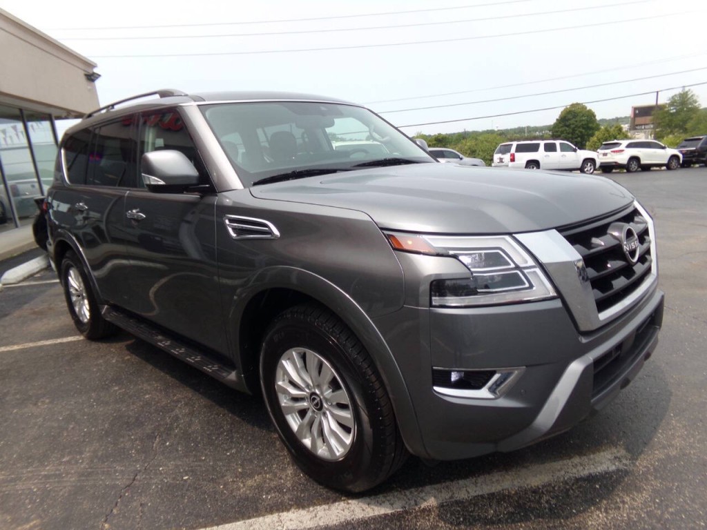2023 Nissan Armada Image 3