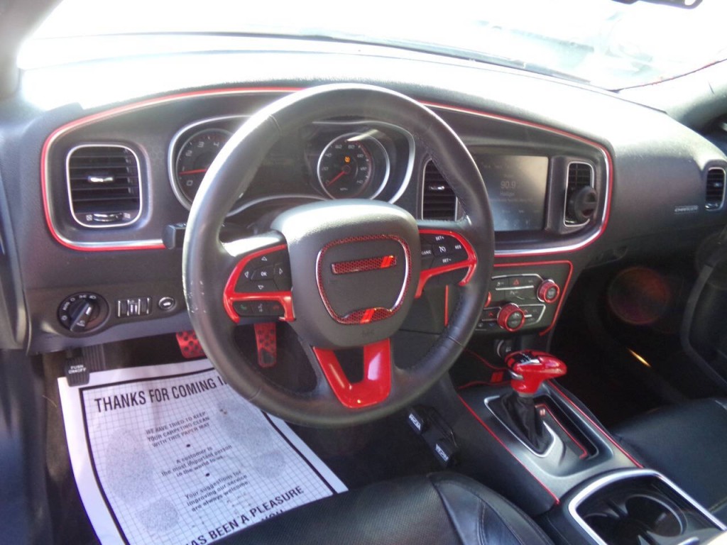 2016 Dodge Charger Image 10
