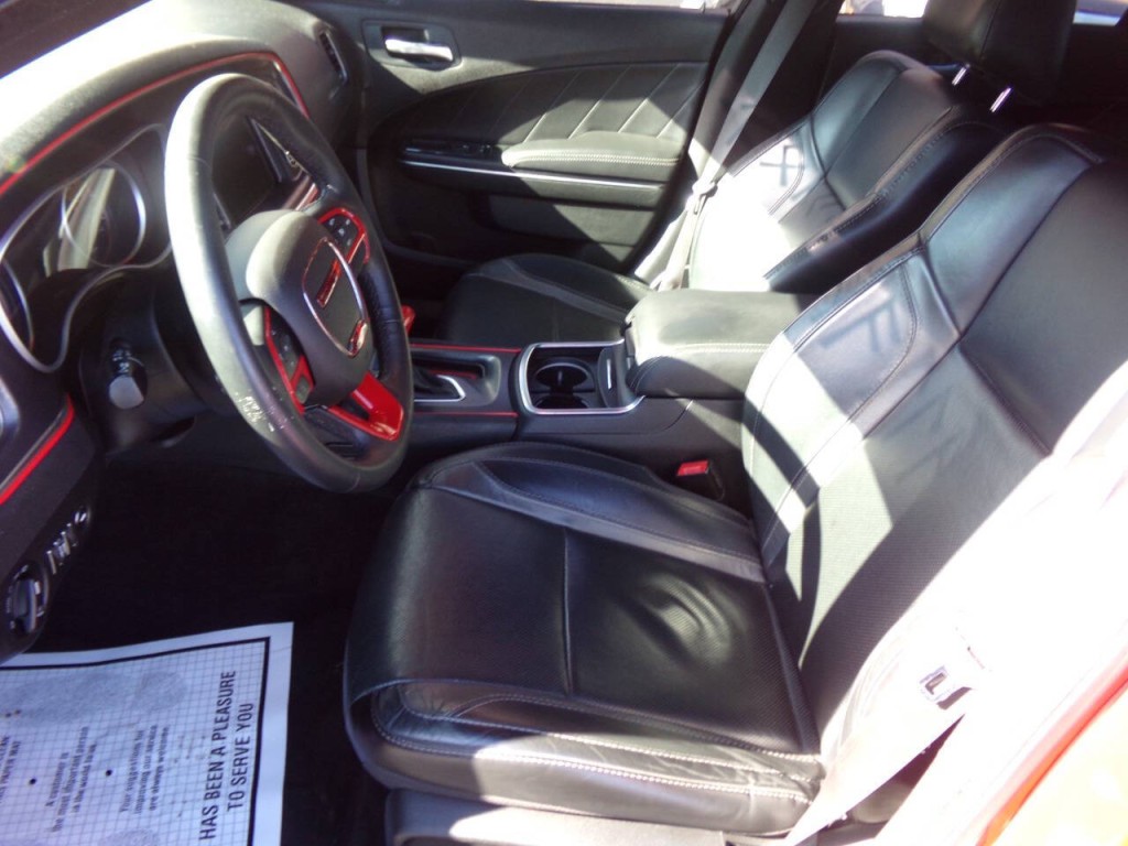 2016 Dodge Charger Image 11