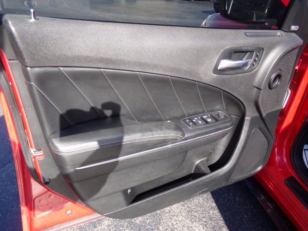 2016 Dodge Charger Image 22