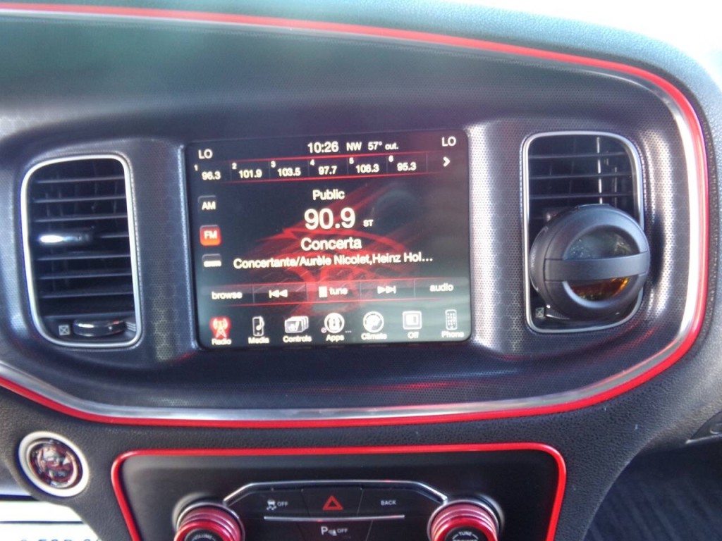 2016 Dodge Charger Image 40