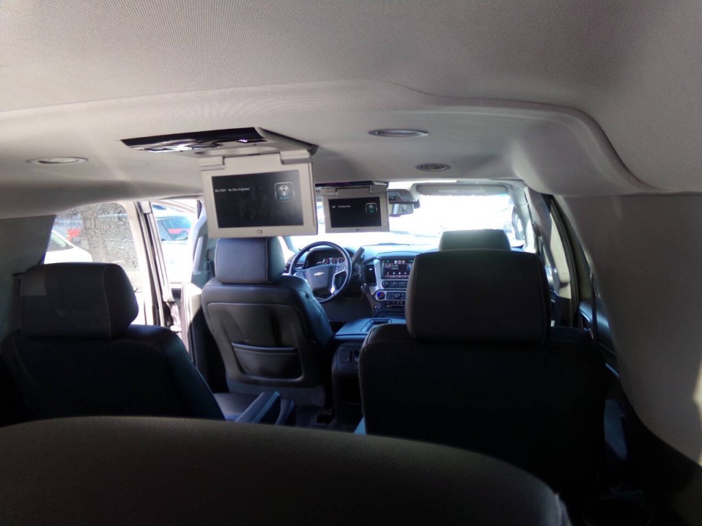 2015 Chevrolet Suburban Image 19