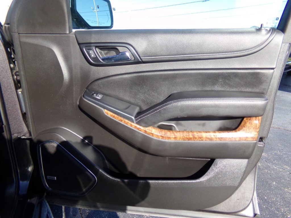 2015 Chevrolet Suburban Image 34