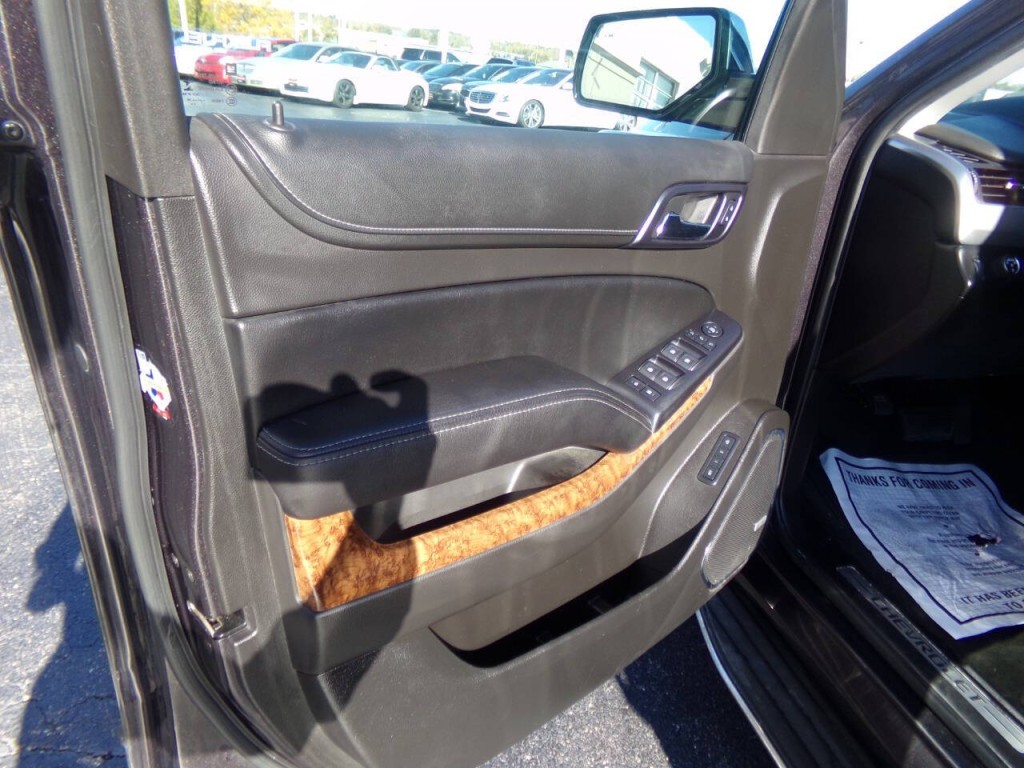 2015 Chevrolet Suburban Image 50