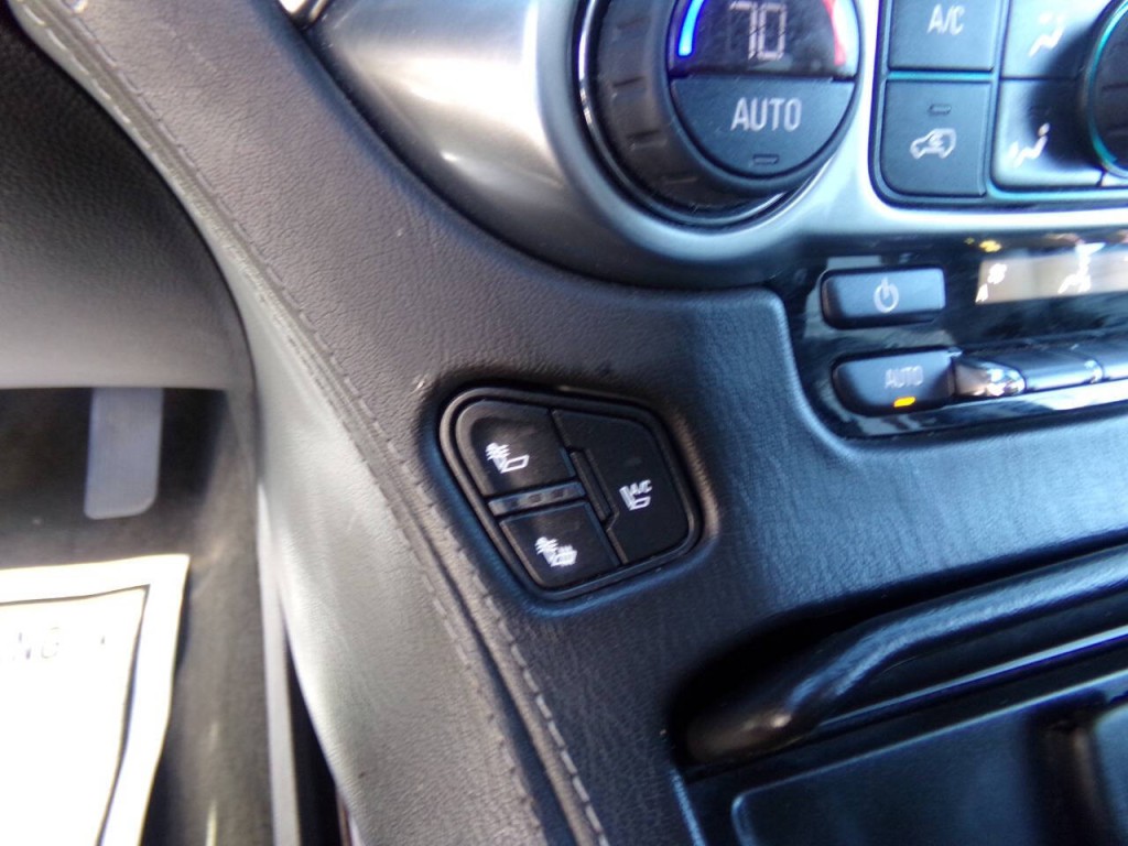 2015 Chevrolet Suburban Image 53